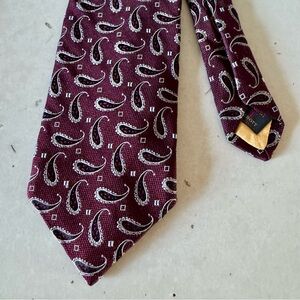 ROBERT TALBOTT BEST OF CLASS NORDSTROM Vintage Men’s Silk Tie Burgundy Paisley